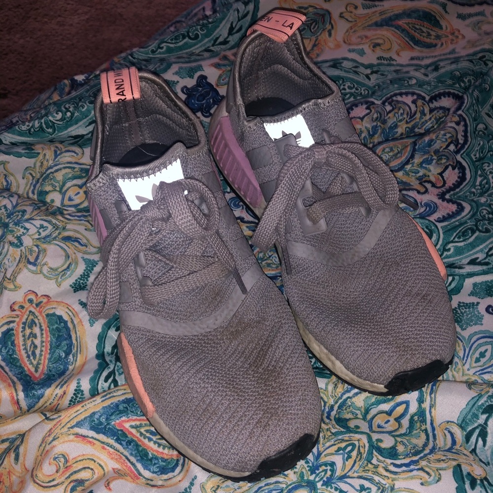 Adidas boost tennis shoes